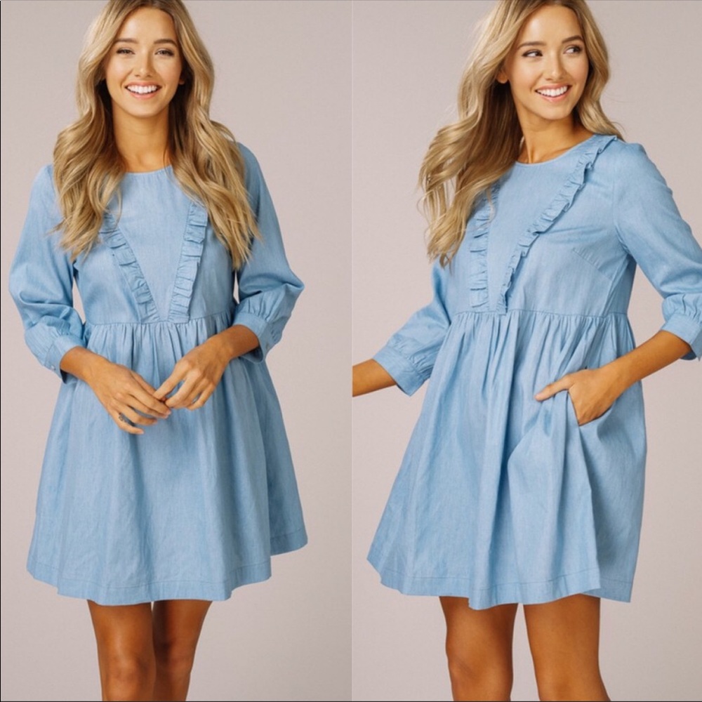 NEW! CHAMBRAY LIGHT BLUE DRESS SIZE MEDIUM - Picture 1 of 3